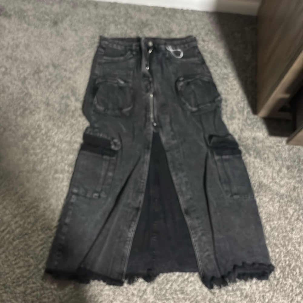 Xl black skirt long run small
